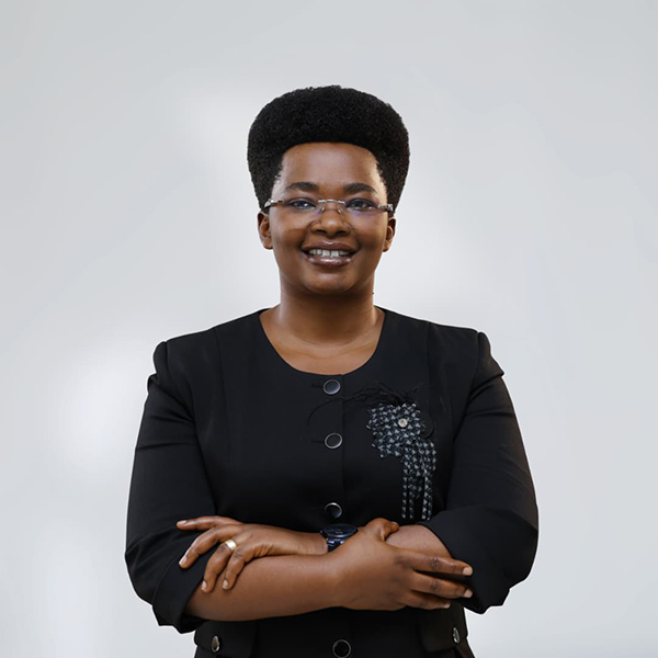 Mme Evelyne INDUTIRAVYOSE