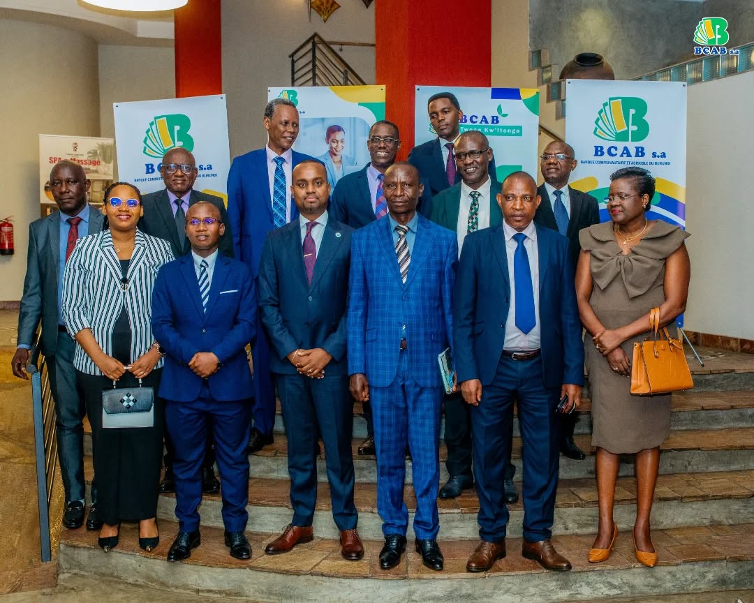 𝗨𝗻 𝗧𝗼𝘁𝗮𝗹 𝗕𝗶𝗹𝗮𝗻 𝗱𝗲 𝟰𝟲𝟳 𝗠𝗶𝗹𝗹𝗶𝗮𝗿𝗱𝘀 𝗙𝗯𝘂 : 𝟭𝟲 𝗽𝗼𝗶𝗻𝘁𝘀 𝗱𝗲 𝘃𝗲𝗻𝘁𝗲 (𝟭𝟯 𝗮𝗴𝗲𝗻𝗰𝗲𝘀 𝗲𝘁 𝟯 𝗚𝘂𝗶𝗰𝗵𝗲𝘁𝘀)  : 𝟱𝟲𝟬 𝗘𝗺𝗽𝗹𝗼𝘆𝗲́𝘀 : 𝟯𝟰.𝟰𝟲𝟯 𝗰𝗹𝗶𝗲𝗻𝘁𝘀 : 𝟳𝟭𝟲𝟴 𝗔𝗴𝗲𝗻𝘁𝘀 : 𝟮𝟲𝟯 𝗦𝘂𝗽𝗲𝗿 𝗔𝗴𝗲